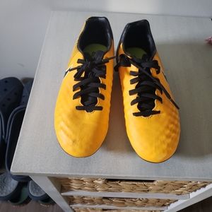 Kids soccer cleats